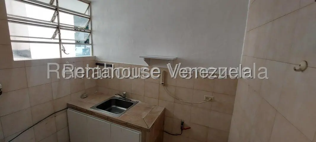 Apartamento (1 Nivel) en Alquiler en San Bernardino, Distrito Metropolitano - 19
