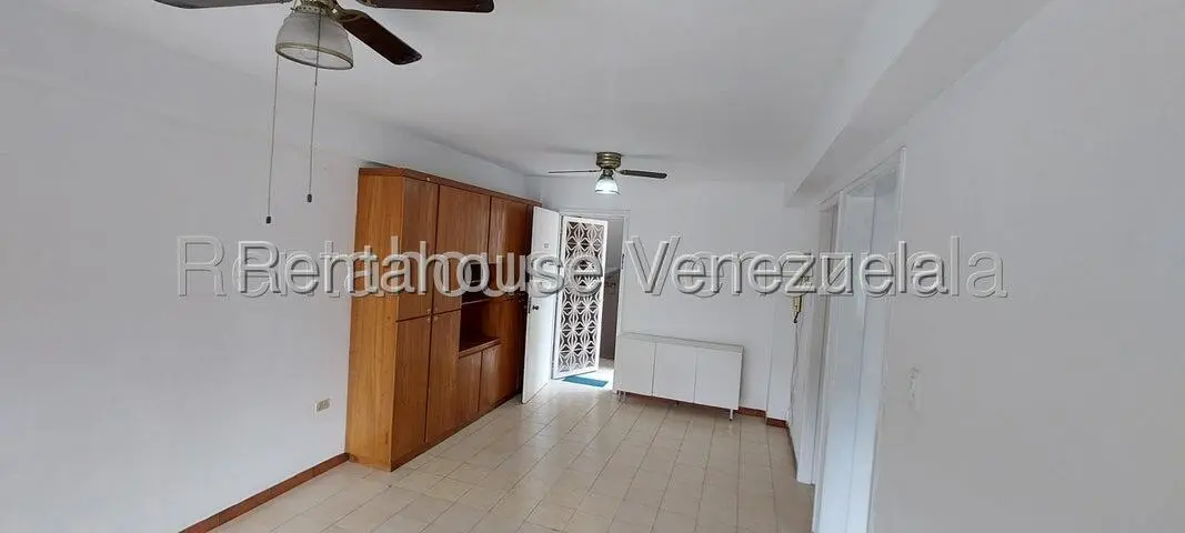 Apartamento (1 Nivel) en Alquiler en San Bernardino, Distrito Metropolitano - 7