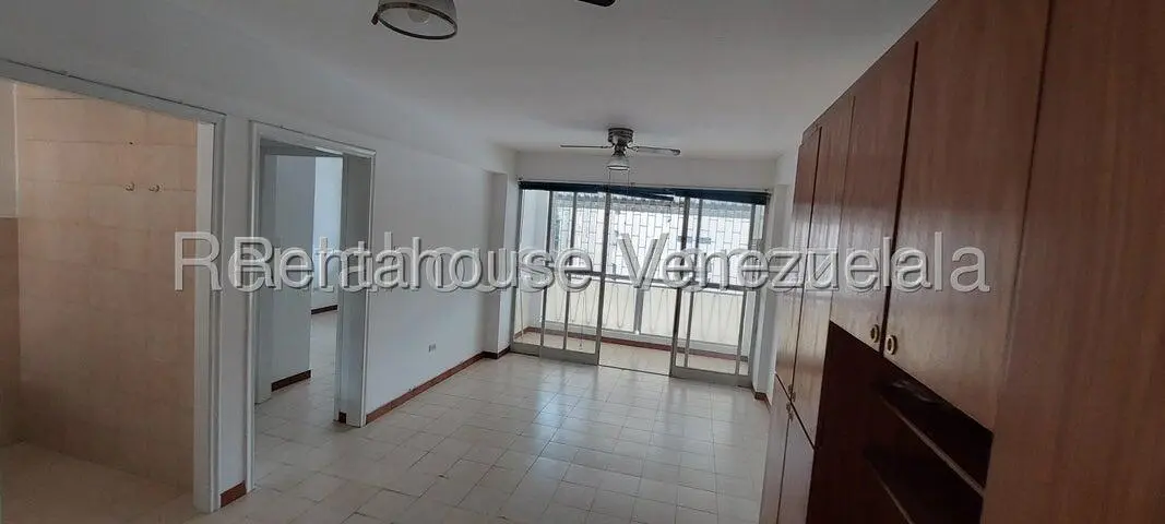 Apartamento (1 Nivel) en Alquiler en San Bernardino, Distrito Metropolitano - 8