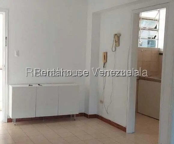 Apartamento (1 Nivel) en Alquiler en San Bernardino, Distrito Metropolitano - 9