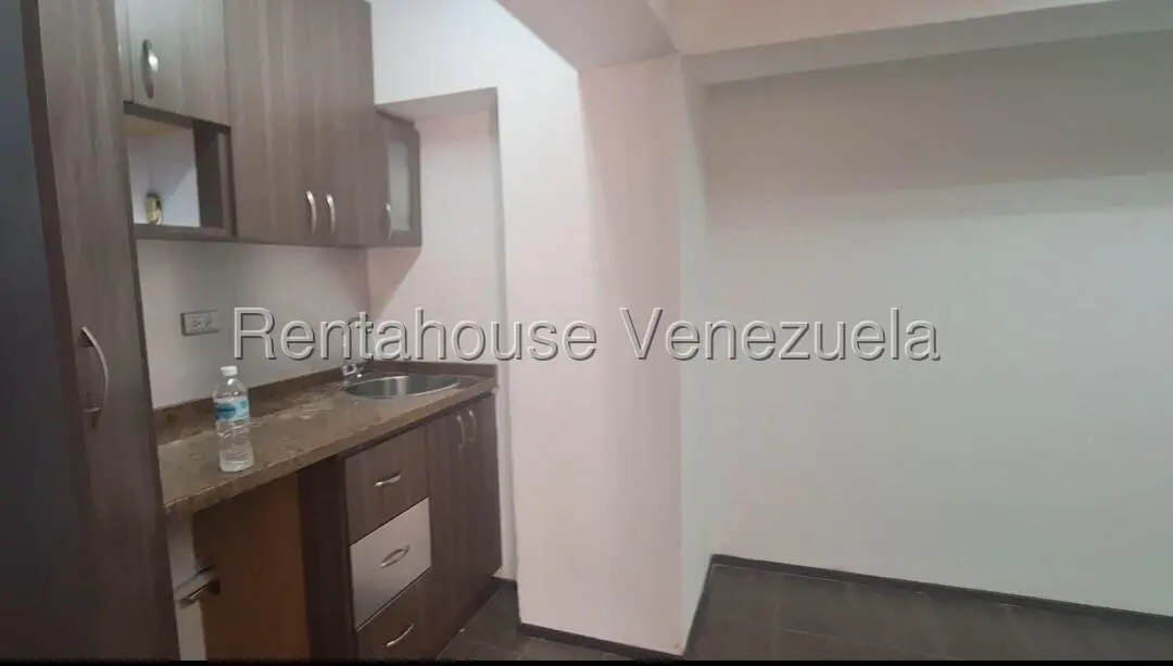 Comercial (Oficina) en Alquiler en Palmar Este, Vargas - 14