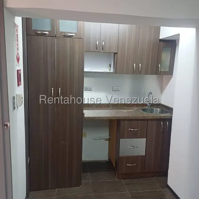 Comercial (Oficina) en Alquiler en Palmar Este, Vargas - 15