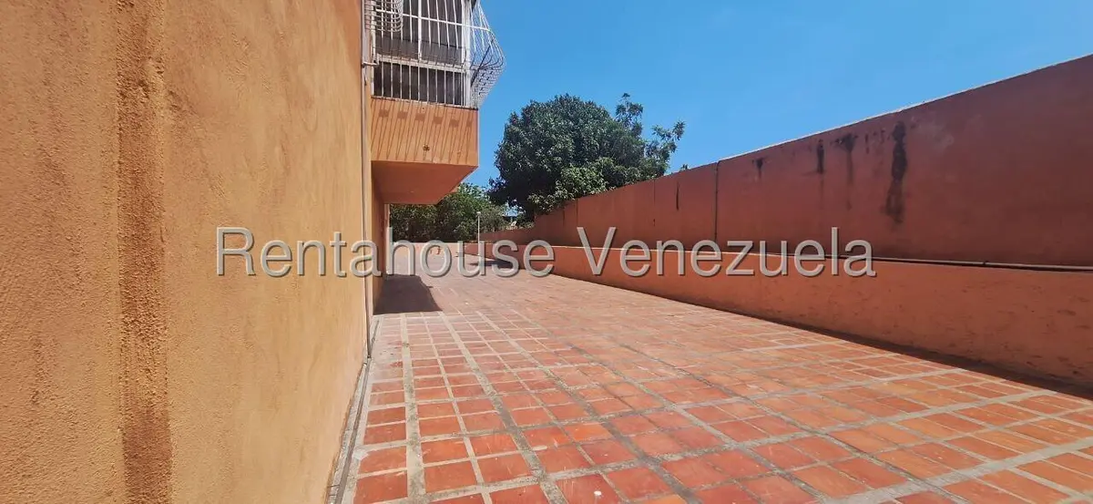 Comercial (Oficina) en Alquiler en Palmar Este, Vargas - 18
