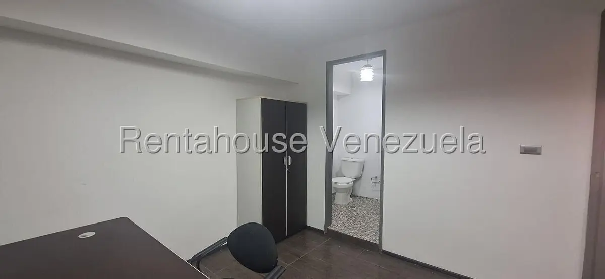 Comercial (Oficina) en Alquiler en Palmar Este, Vargas - 9