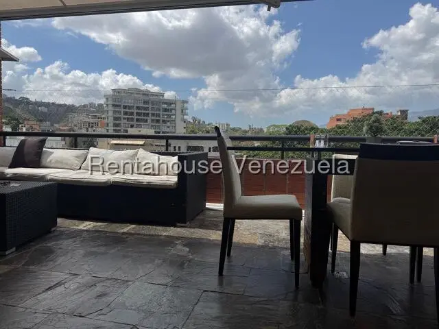 Apartamento (Duplex) en Venta en Los Naranjos de Las Mercedes, Distrito Metropolitano - 12