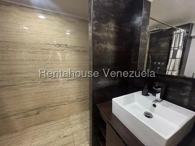 Apartamento (Duplex) en Venta en Los Naranjos de Las Mercedes, Distrito Metropolitano - 20