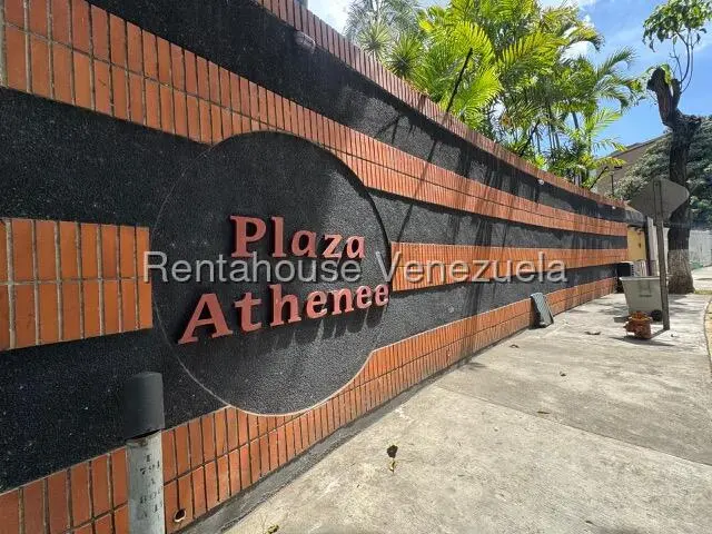 Apartamento (Duplex) en Venta en Los Naranjos de Las Mercedes, Distrito Metropolitano - 4