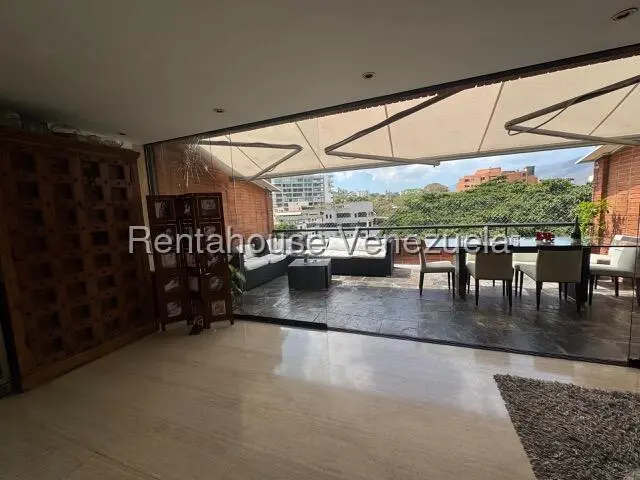 Apartamento (Duplex) en Venta en Los Naranjos de Las Mercedes, Distrito Metropolitano - 9