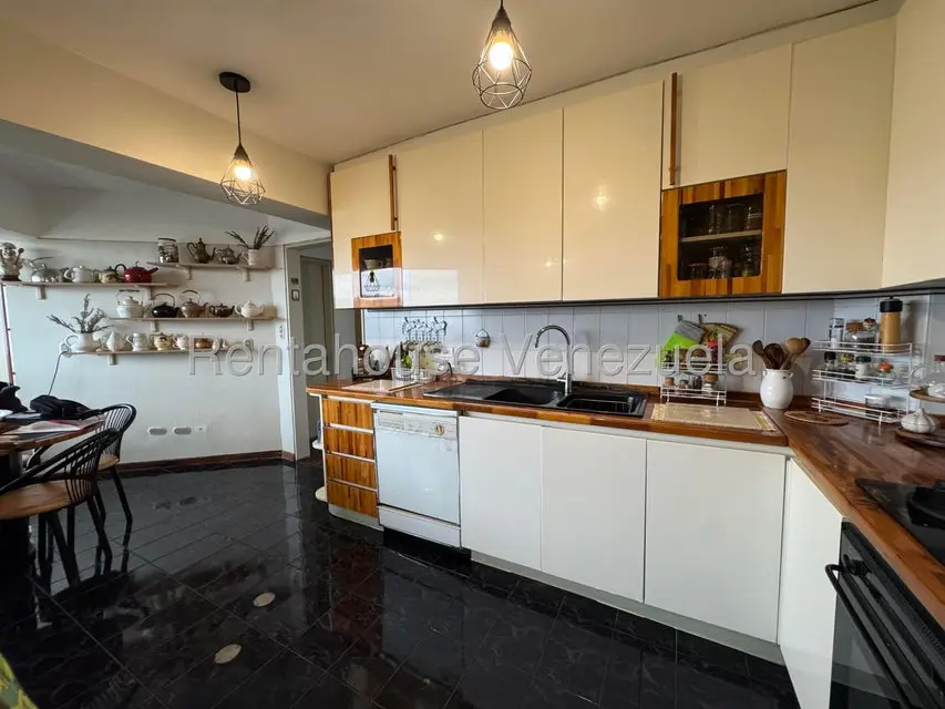 Apartamento (1 Nivel) en Venta en Los Naranjos del Cafetal, Distrito Metropolitano - 46