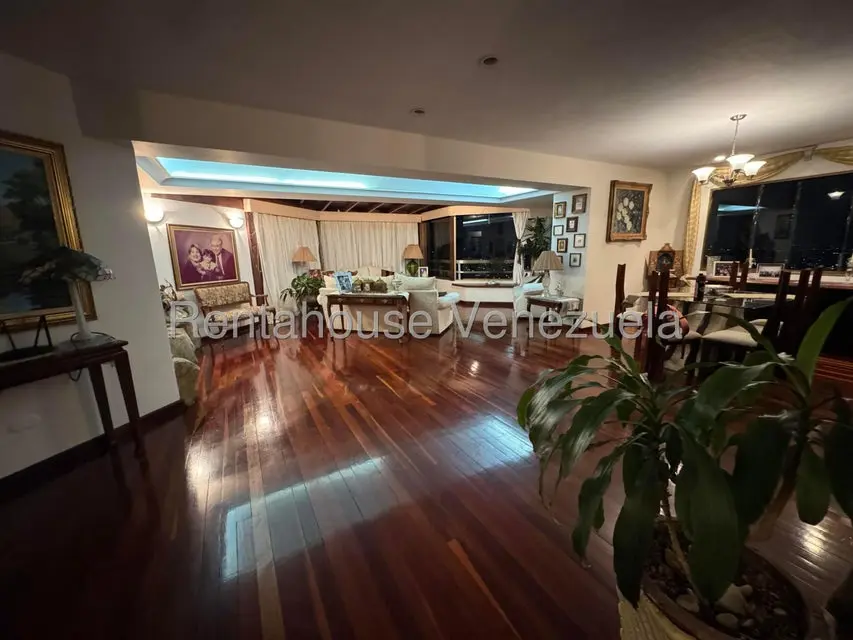 Apartamento (1 Nivel) en Venta en Los Naranjos del Cafetal, Distrito Metropolitano - 50