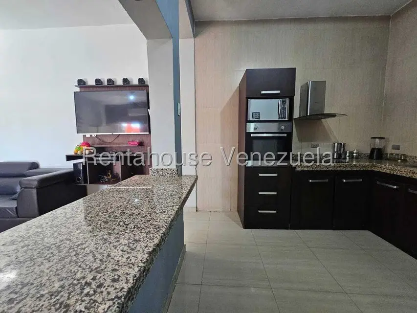 Casa (1 Nivel) en Alquiler en Centro, Falcon - 18