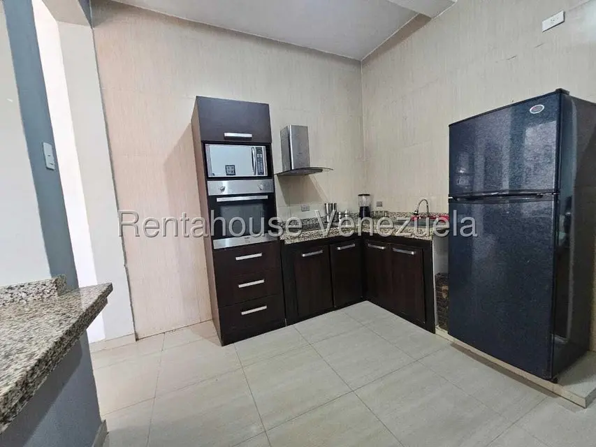 Casa (1 Nivel) en Alquiler en Centro, Falcon - 4