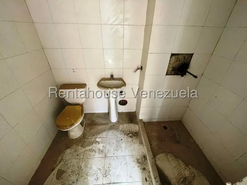 Apartamento (Penthouse) en Venta en Los Dos Caminos, Distrito Metropolitano - 21