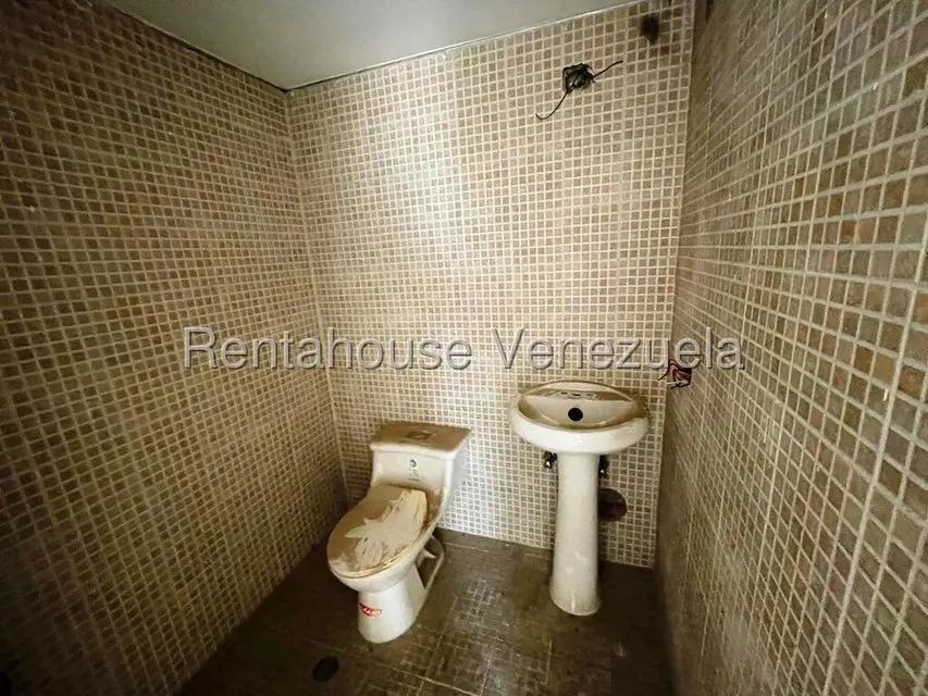 Apartamento (Penthouse) en Venta en Los Dos Caminos, Distrito Metropolitano - 22