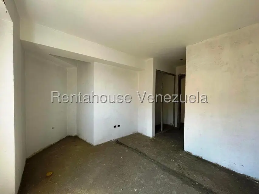 Apartamento (Penthouse) en Venta en Los Dos Caminos, Distrito Metropolitano - 43