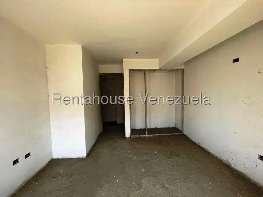 Apartamento (Penthouse) en Venta en Los Dos Caminos, Distrito Metropolitano - 48