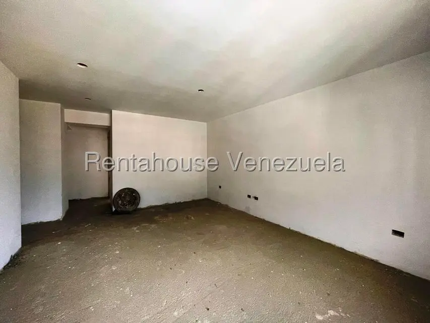 Apartamento (Penthouse) en Venta en Los Dos Caminos, Distrito Metropolitano - 55