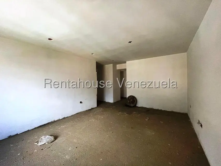Apartamento (Penthouse) en Venta en Los Dos Caminos, Distrito Metropolitano - 56