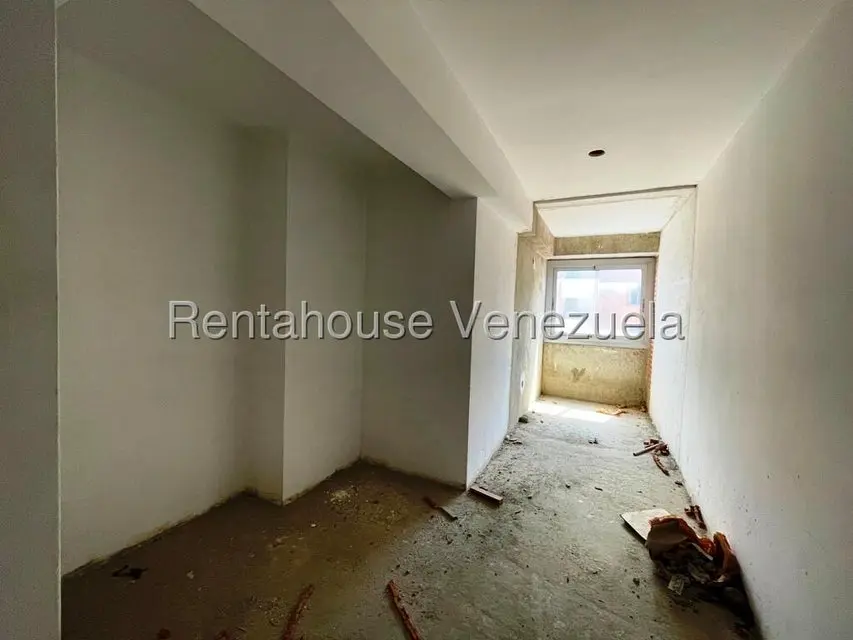 Apartamento (Penthouse) en Venta en Los Dos Caminos, Distrito Metropolitano - 58