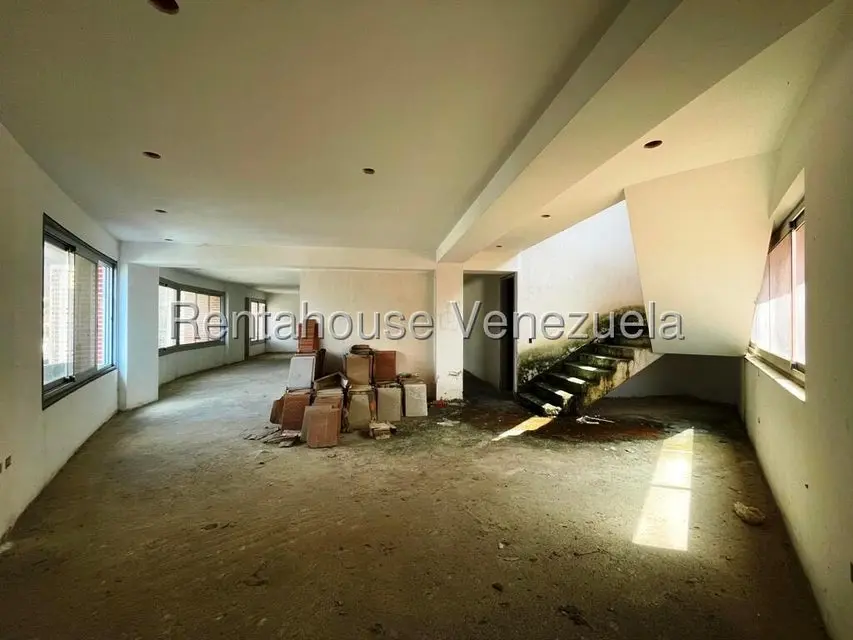 Apartamento (Penthouse) en Venta en Los Dos Caminos, Distrito Metropolitano - 10