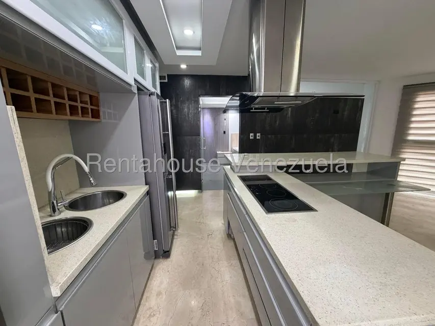 Apartamento (1 Nivel) en Alquiler en Los Naranjos de Las Mercedes, Distrito Metropolitano - 3