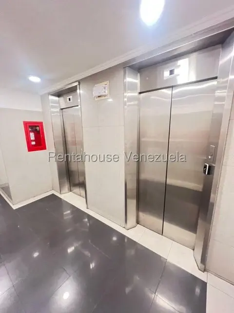 Apartamento (1 Nivel) en Alquiler en Miranda, Distrito Metropolitano - 6
