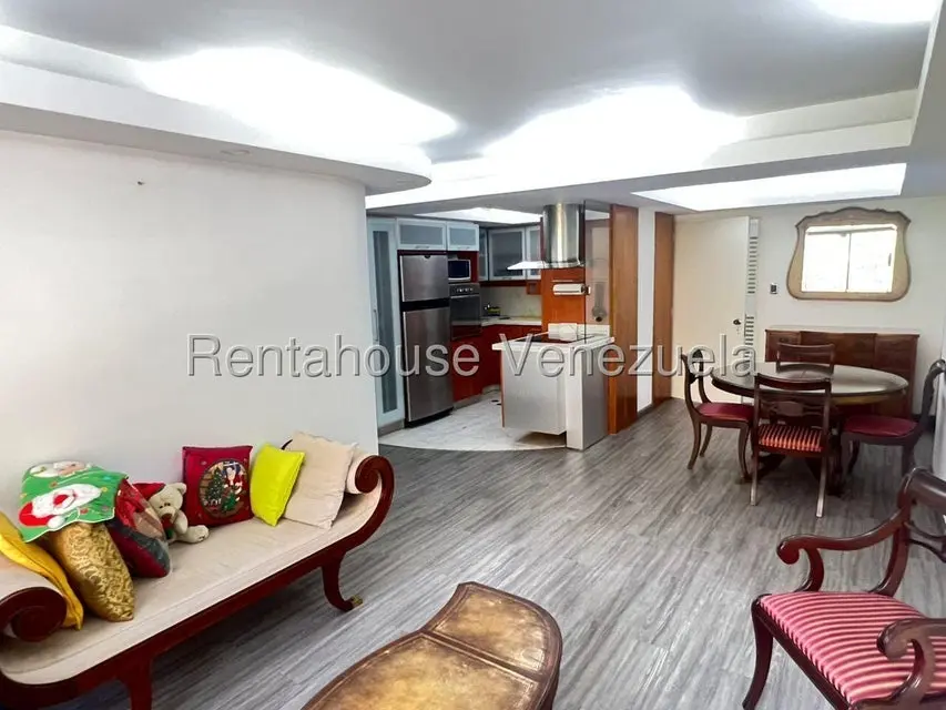 Apartamento (1 Nivel) en Alquiler en Miranda, Distrito Metropolitano - 10