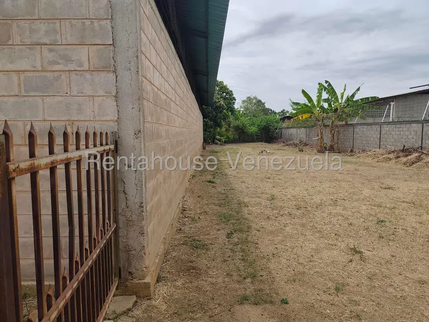 Comercial (Galpon - Deposito) en Alquiler en Barrio Libertad, Zulia - 13