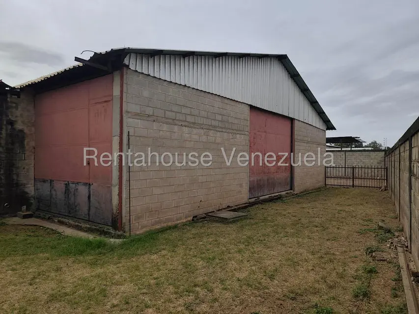 Comercial (Galpon - Deposito) en Alquiler en Barrio Libertad, Zulia - 3