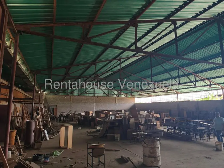 Comercial (Galpon - Deposito) en Alquiler en Barrio Libertad, Zulia - 4