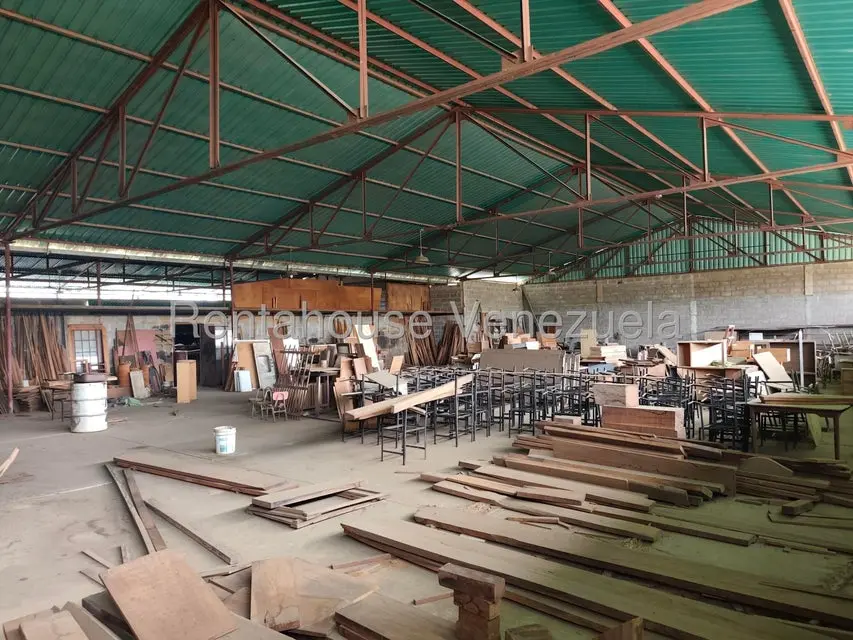 Comercial (Galpon - Deposito) en Alquiler en Barrio Libertad, Zulia - 5