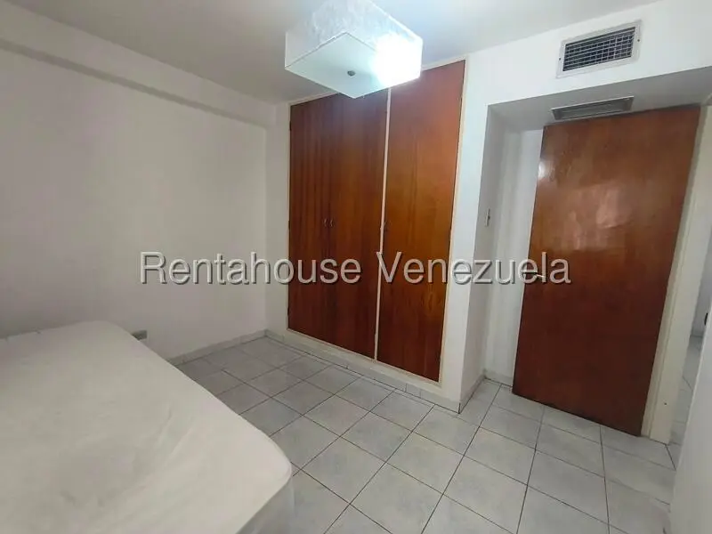 Apartamento (1 Nivel) en Alquiler en Los Mangos, Carabobo - 14