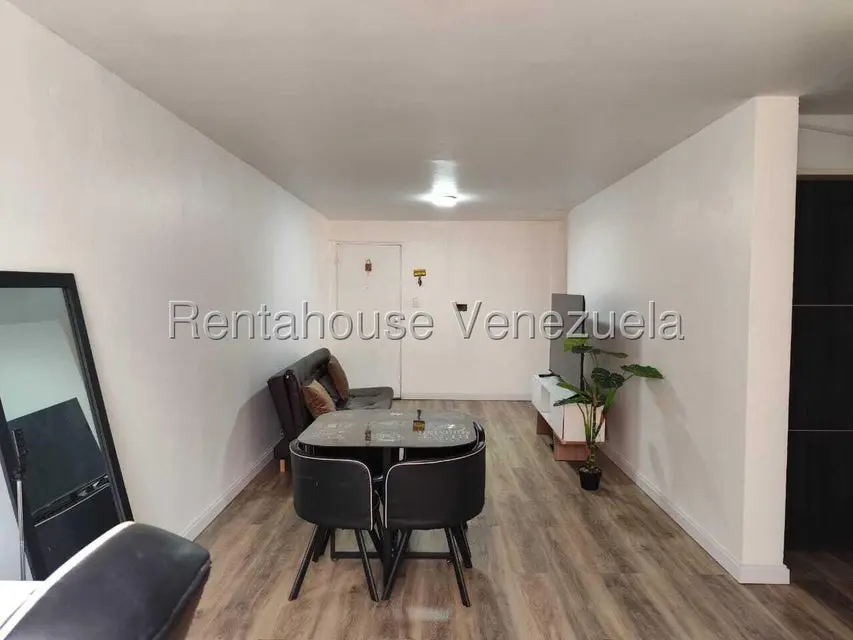 Apartamento (1 Nivel) en Alquiler en Boleita Norte, Distrito Metropolitano - 4