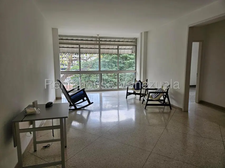 Apartamento (1 Nivel) en Alquiler en Bello Campo, Distrito Metropolitano - 14