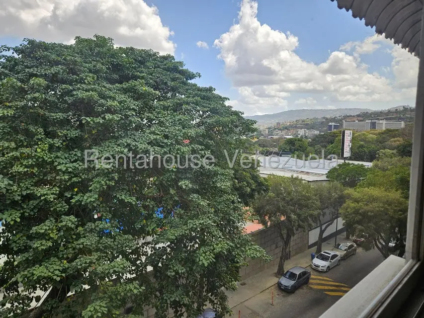 Apartamento (1 Nivel) en Alquiler en Bello Campo, Distrito Metropolitano - 21