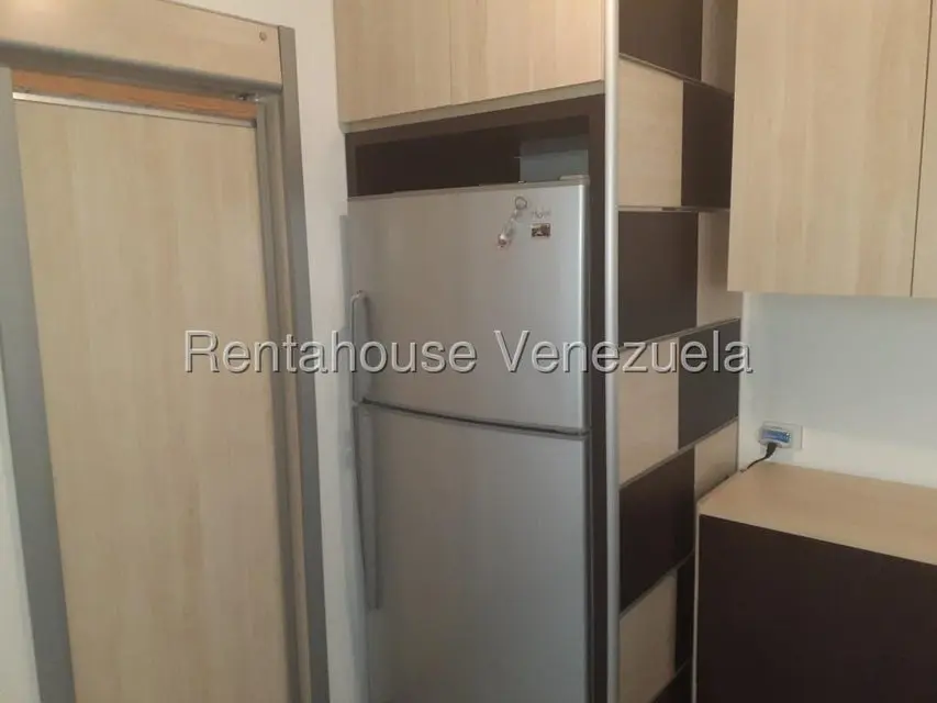 Apartamento (1 Nivel) en Alquiler en Bello Campo, Distrito Metropolitano - 23