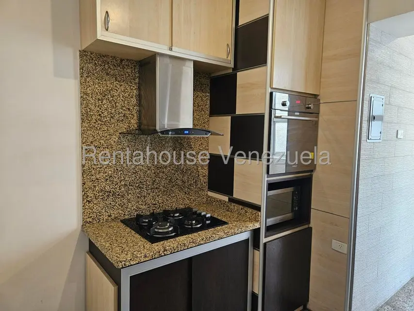 Apartamento (1 Nivel) en Alquiler en Bello Campo, Distrito Metropolitano - 24
