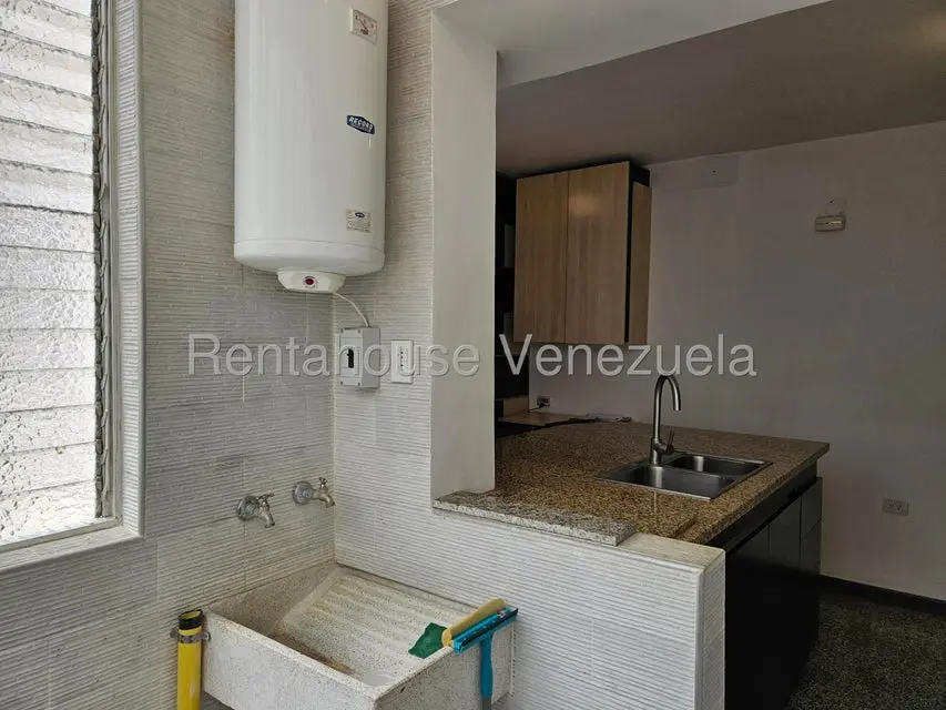 Apartamento (1 Nivel) en Alquiler en Bello Campo, Distrito Metropolitano - 31