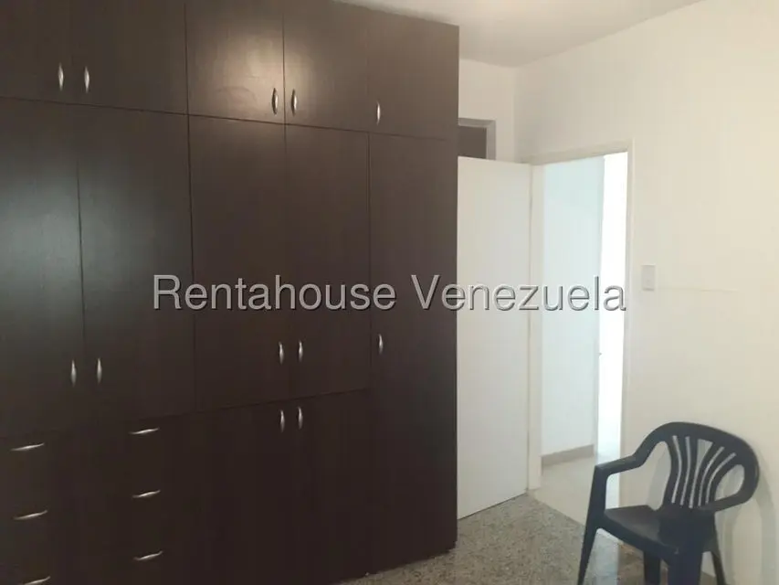 Apartamento (1 Nivel) en Alquiler en Bello Campo, Distrito Metropolitano - 42
