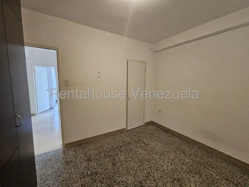 Apartamento (1 Nivel) en Alquiler en Bello Campo, Distrito Metropolitano - 47