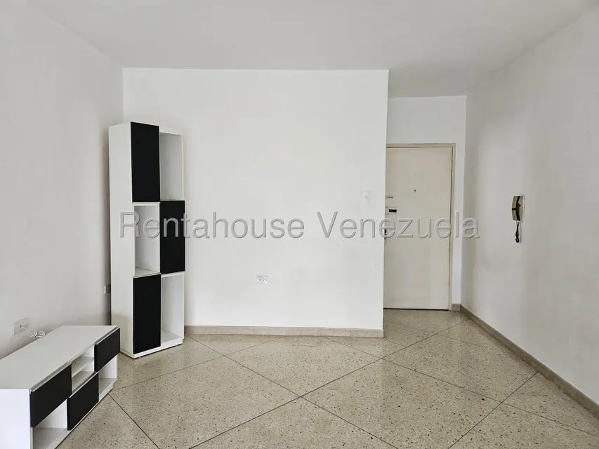 Apartamento (1 Nivel) en Alquiler en Bello Campo, Distrito Metropolitano - 9