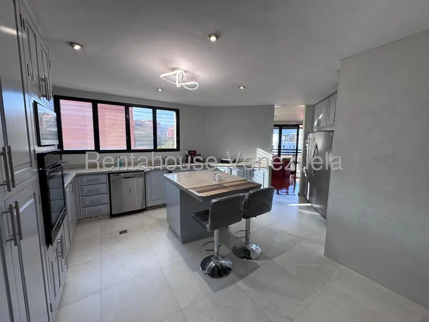 Apartamento (1 Nivel) en Alquiler en Colinas de Valle Arriba, Distrito Metropolitano - 14