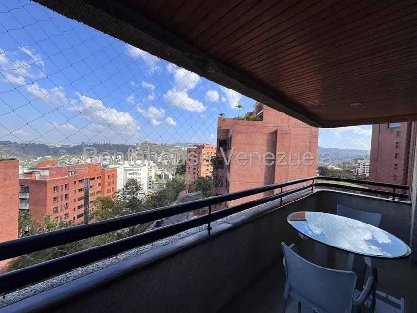 Apartamento (1 Nivel) en Alquiler en Colinas de Valle Arriba, Distrito Metropolitano - 9