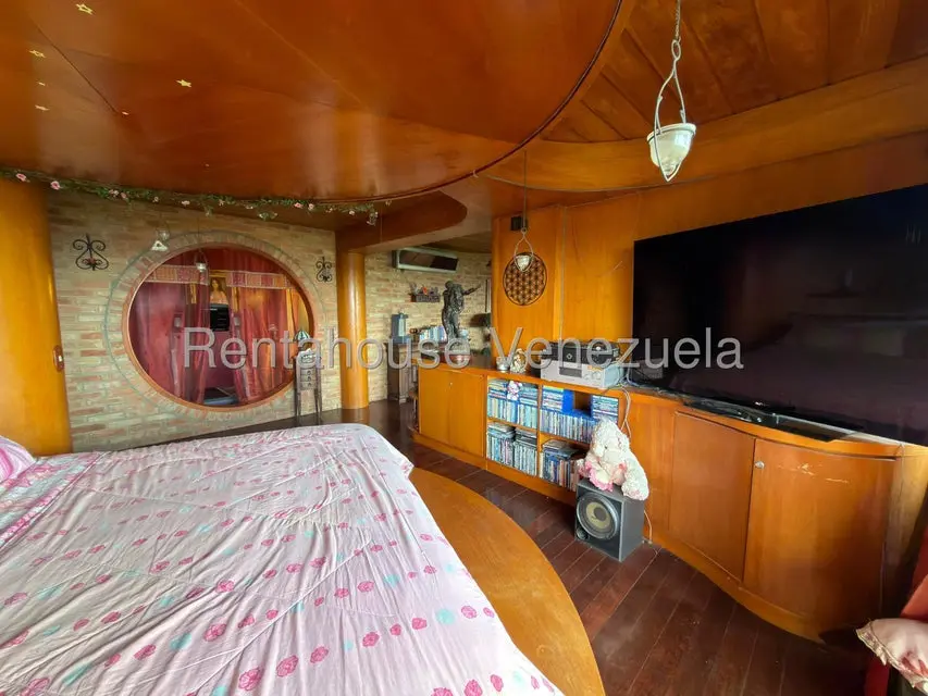 Apartamento (Duplex) en Venta en La Union, Distrito Metropolitano - 21