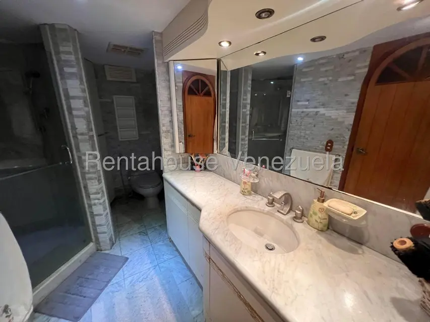 Apartamento (Duplex) en Venta en La Union, Distrito Metropolitano - 26