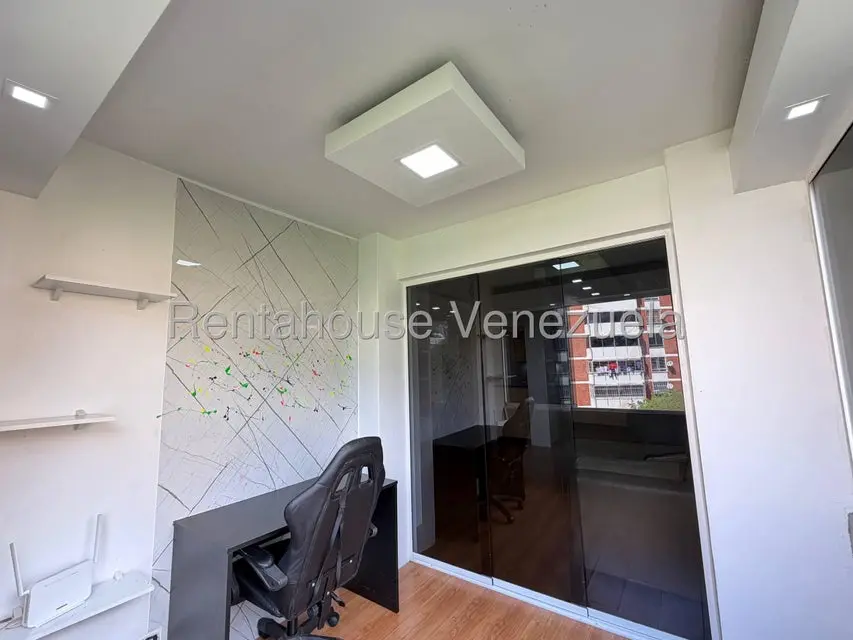 Apartamento (1 Nivel) en Alquiler en Plaza Venezuela, Distrito Metropolitano - 11