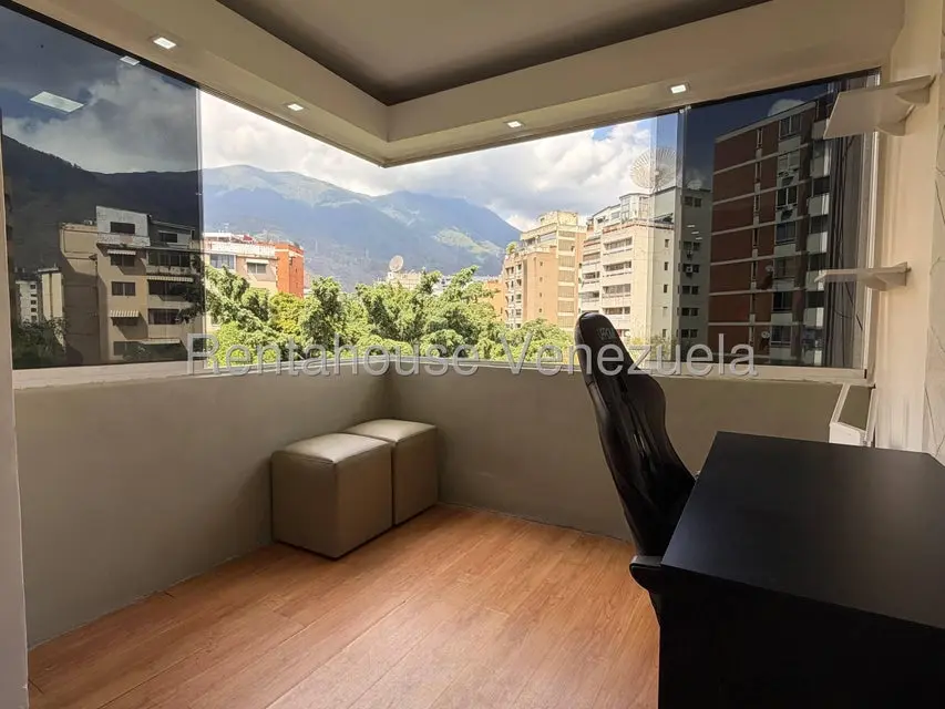 Apartamento (1 Nivel) en Alquiler en Plaza Venezuela, Distrito Metropolitano - 12