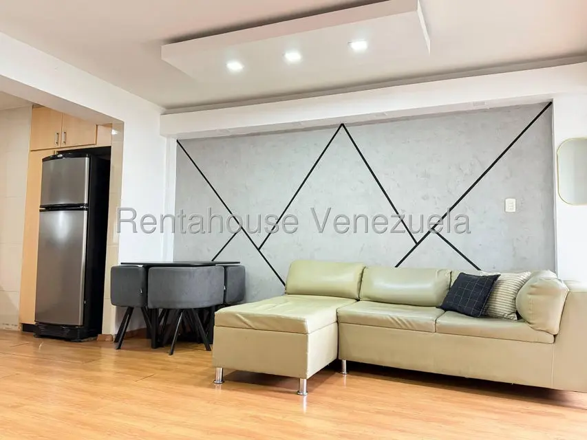 Apartamento (1 Nivel) en Alquiler en Plaza Venezuela, Distrito Metropolitano - 3