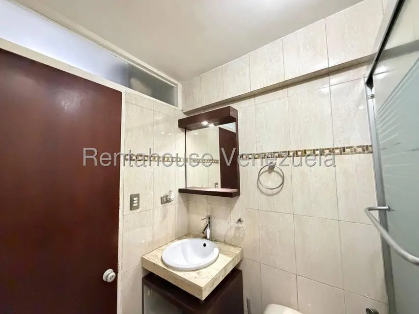 Apartamento (1 Nivel) en Alquiler en Plaza Venezuela, Distrito Metropolitano - 10