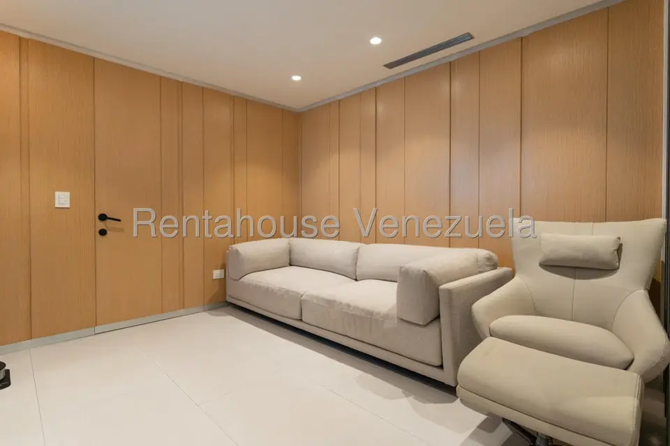 Apartamento (1 Nivel) en Venta en Campo Alegre, Distrito Metropolitano - 13